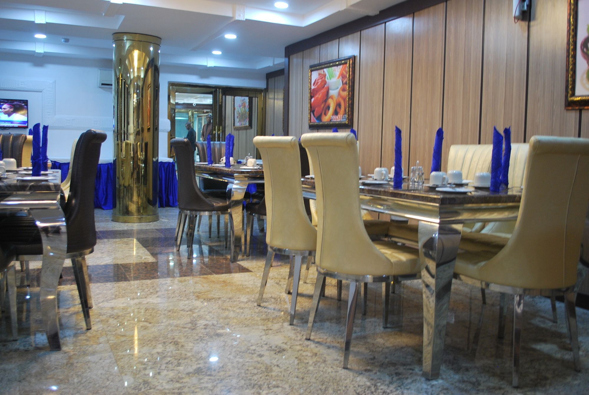 Отель Immaculate Platinum Абуджа Экстерьер фото