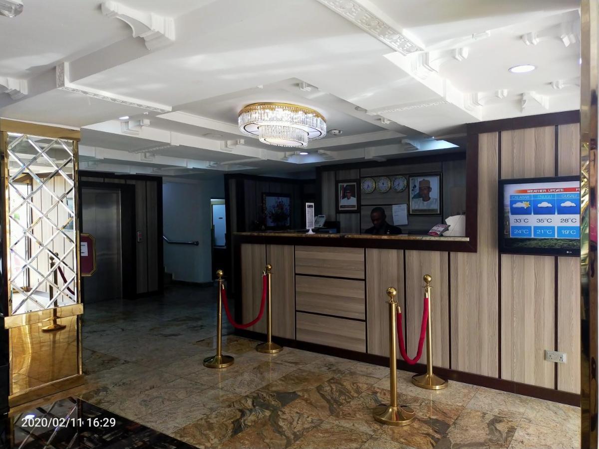 Отель Immaculate Platinum Абуджа Экстерьер фото